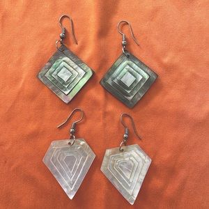 Set of 2 earrings